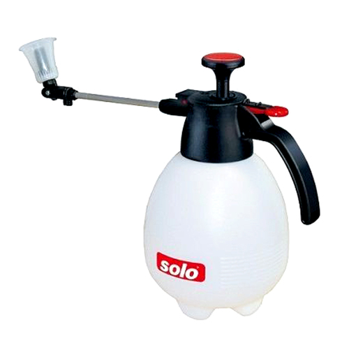 SOLO 402  2 Litre Pressure Garden Sprayer With Viton® seals